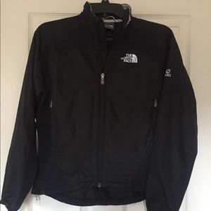 North Face light weight windbreaker Size S